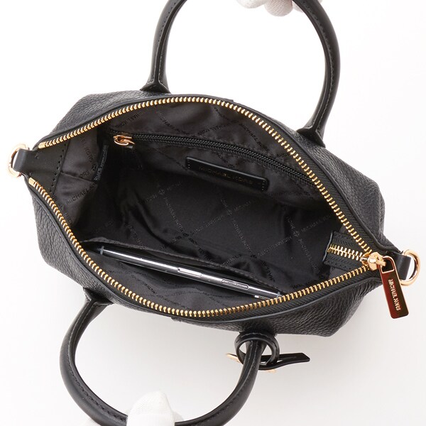 新品タグ付 マイケルコース HYDE ぺブル サッチェル スモール ブラック 公式アウトレット】HYDE ぺブル サッチェル スモール - ハンドバッグ