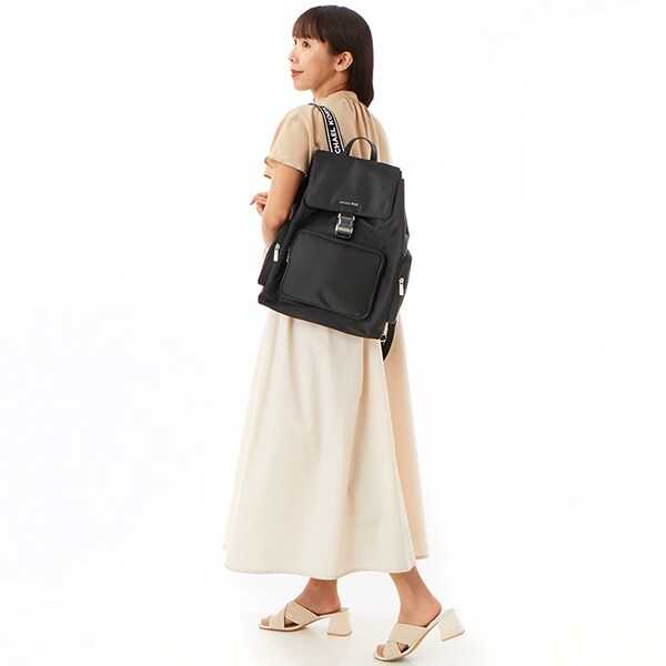 マイケル・コース（Michael Kors）/KHAI ナイロン カーゴ バックパック