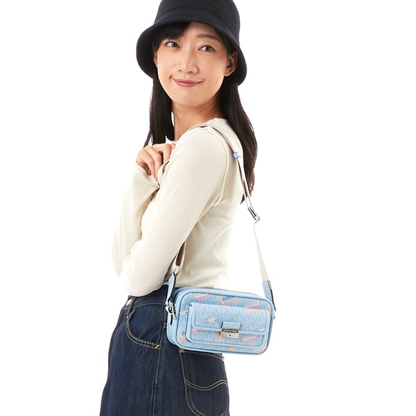 マイケル・コース（Michael Kors）/BRADSHAW ポケット カメラ クロスボディ エクストラスモール