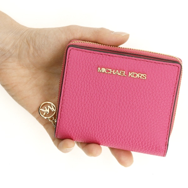マイケル・コース（Michael Kors）/JET SET TRAVEL ジップ チャーム ウォレット ミディアム