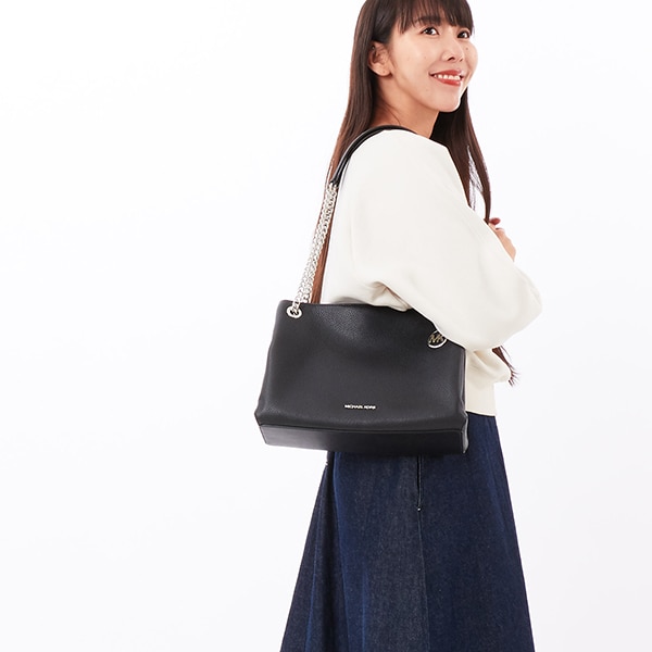 マイケル・コース（Michael Kors）/CHRISTINA MD TRIPLE GSST MSGR Messenger