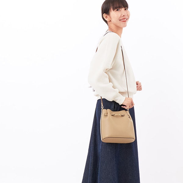 マイケル・コース（Michael Kors）/CARSON SM CONV BKT XBODY Crossbody