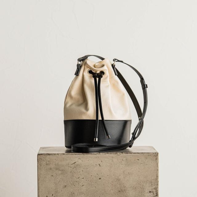 ブランメゾン（BLANC maison）/【APPLE LEATHER】キャンバス×アップルレザー巾着バッグ_1