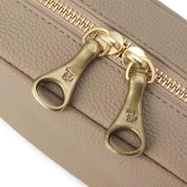 トフアンドロードストーン（TOFF&LOADSTONE）/ポーチライトシュリンク