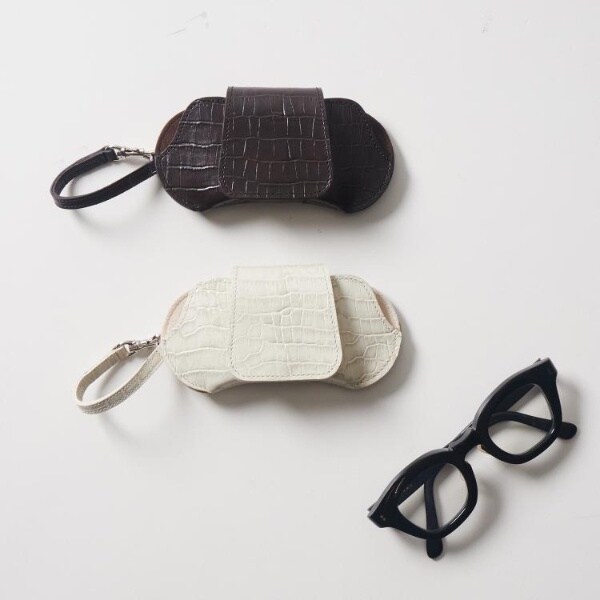 トフアンドロードストーン（TOFF&amp;LOADSTONE）/Eyewear case with strap croco（アイウェアケース with ストラップ クロコ）_16