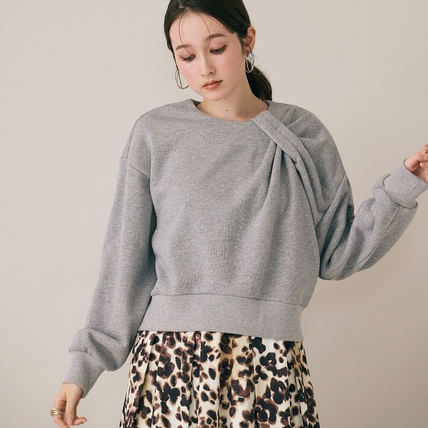 オーディア ミューズ（Audie a Muses）/アシンメトリーショルダータックラメスウェット