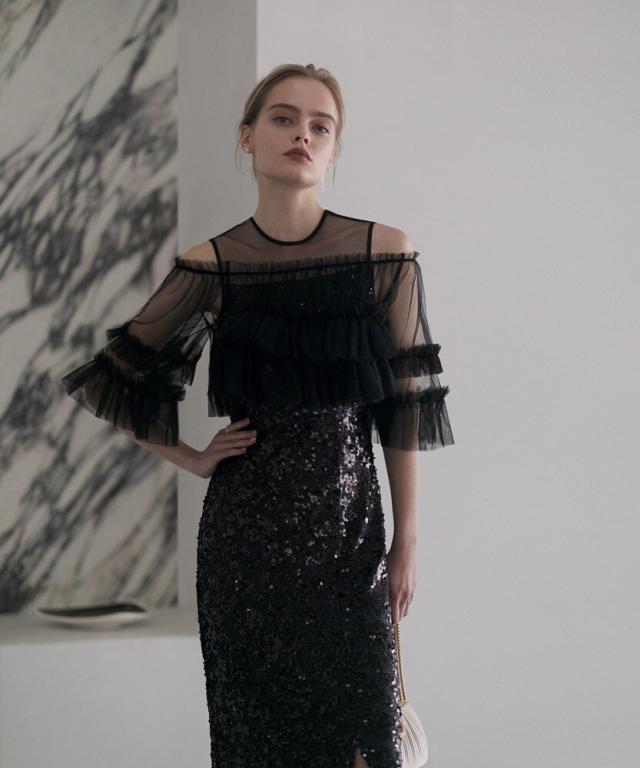 レジャ（Leja）/チュールフリルオフショルダースパンコールIラインドレス