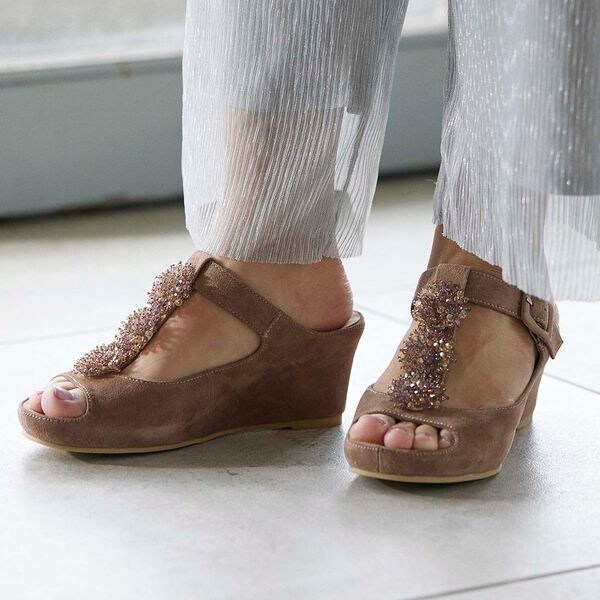 ディッシー（D'ICI）/【クッション入り】ビジュー付きTストラップ