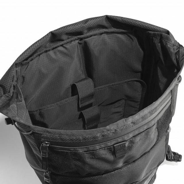 アントラック（UNTRACK）/リュックサック バックパック 15．6インチPC UNTRACK CROSSBIKEの通販は