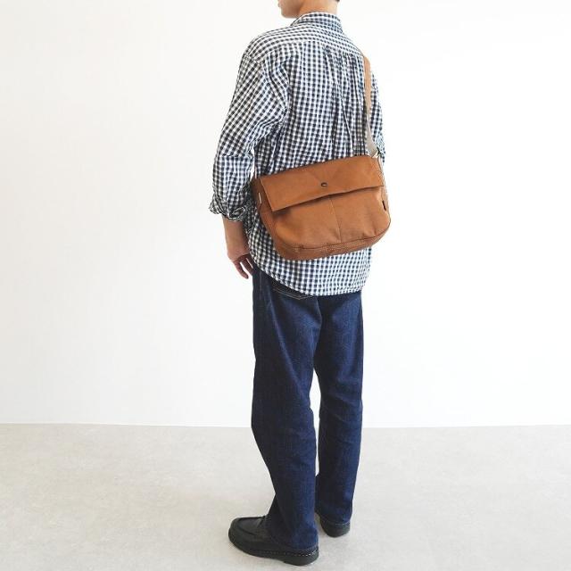 アントラック（UNTRACK）/ショルダーバッグ ニュースペーパーバッグ S