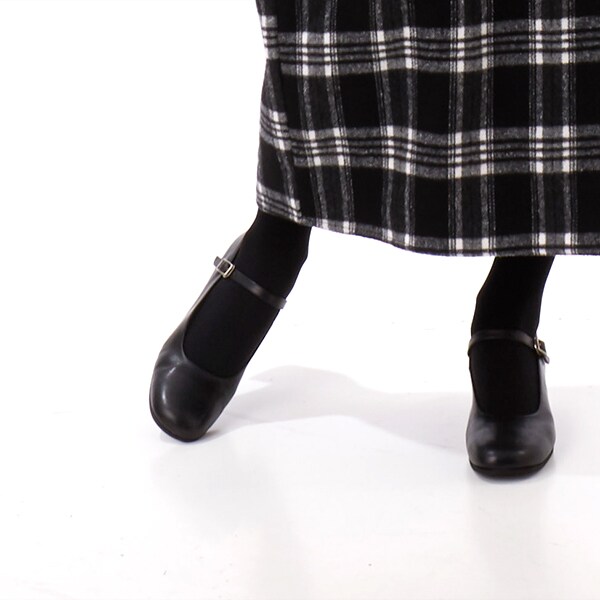 マーガレット・ハウエル アイデア（MARGARET HOWELL idea）/スクエア