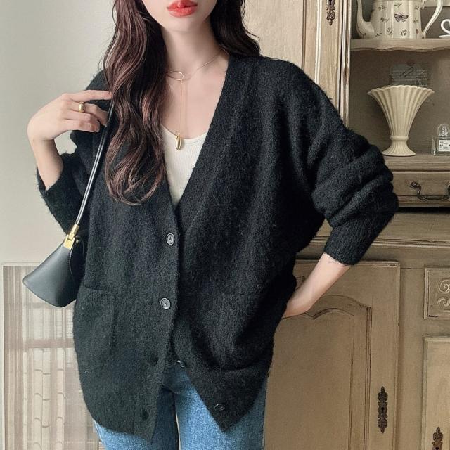 メイル（Meiru）/Meiru　Vネックシャギーニットカーディガン【軽量】の通販は 8,759円