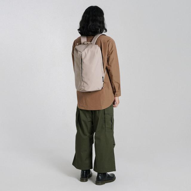 ハロルル（Hellolulu）/hellolulu リュック NASH デイリーリュックサック