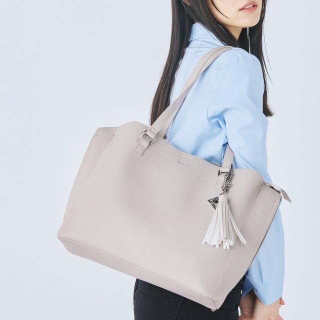 ムルーア（MURUA）/トートバッグ A4対応 MR−B1326 タッセル