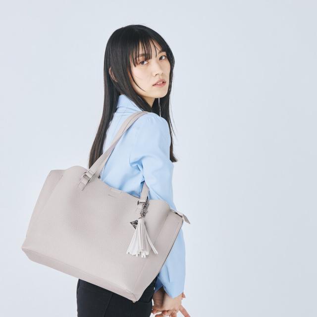 ムルーア（MURUA）/トートバッグ A4対応 MR−B1326 タッセル