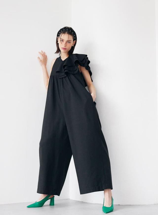 コエル（COEL）/ショルダーフリルオールインワン