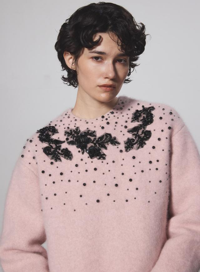 コエル（COEL）/フォックス混ビジュー刺繍ニット