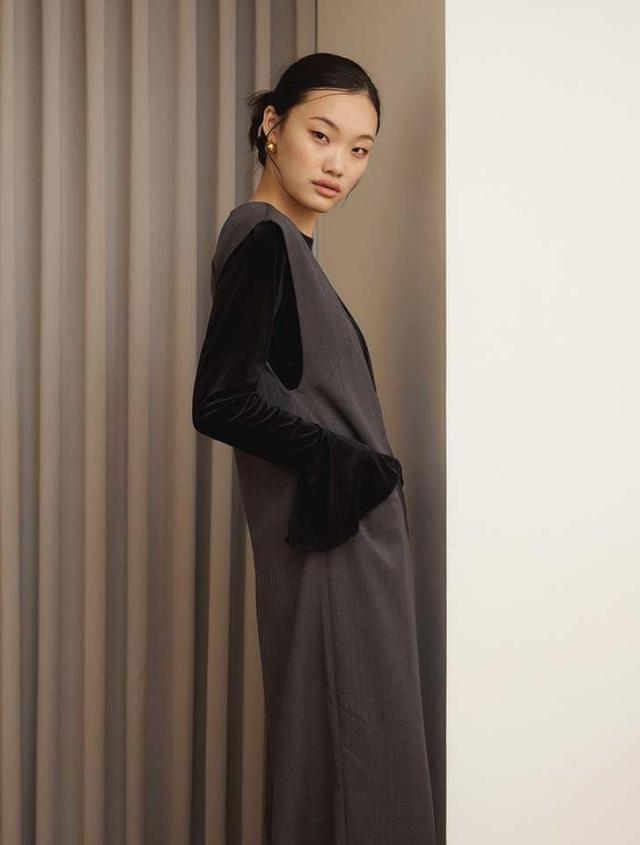 フィフス（fifth）/Vネックロンパースの通販はau PAY マーケット