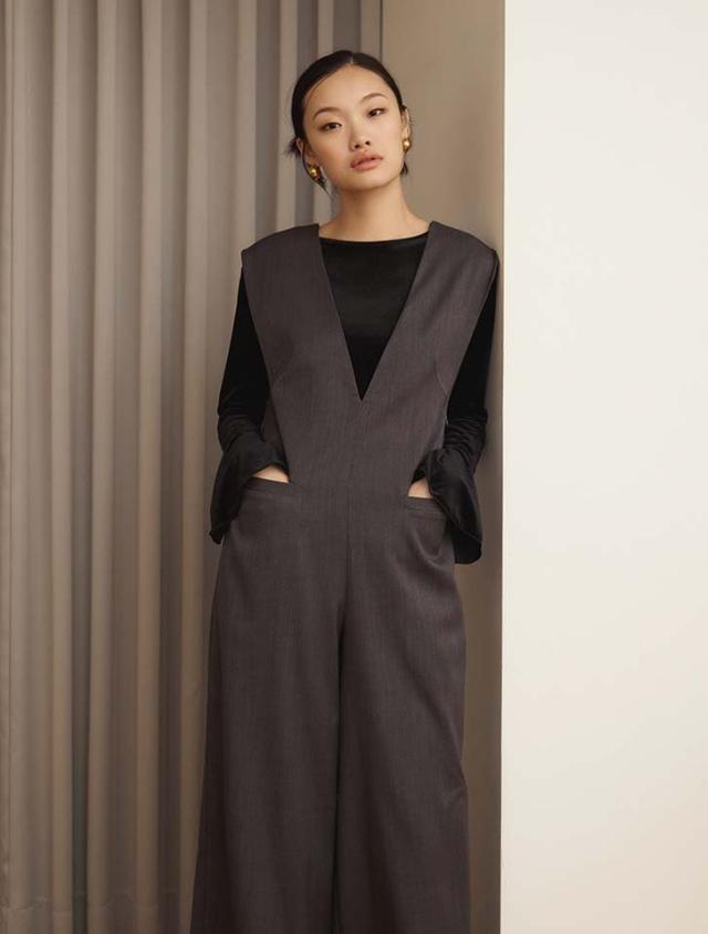 フィフス（fifth）/Vネックロンパース フィフス（fifth）/Vネックロンパースの通販はau PAY マーケット