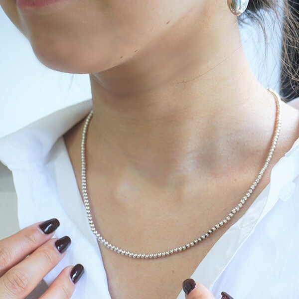 ニナ・エ・ジュール（Nina&Jules）/【Nina&Jules】3MMビーズシルバーネックレスの通販は