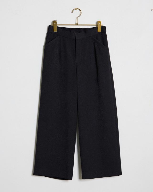 マリサグレース（Marisa Grace）/セミワイドクロップドパンツ