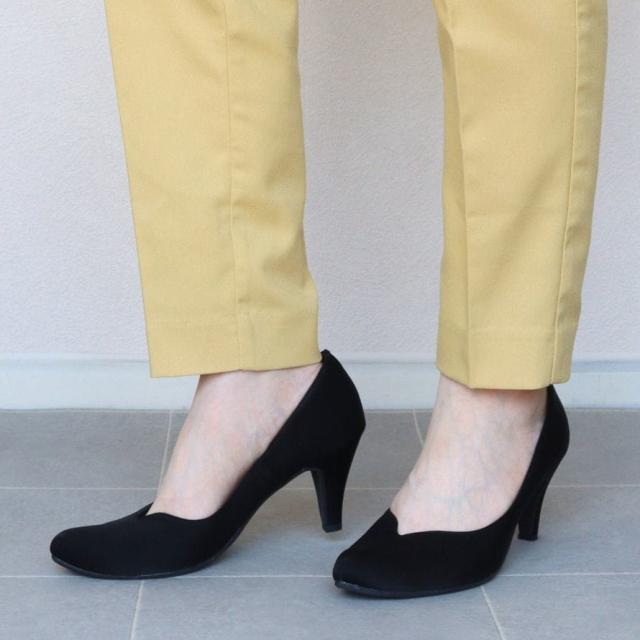 エイチエス（HS）/日本製 COOL SAPPHIRE Vカット サテン パンプス