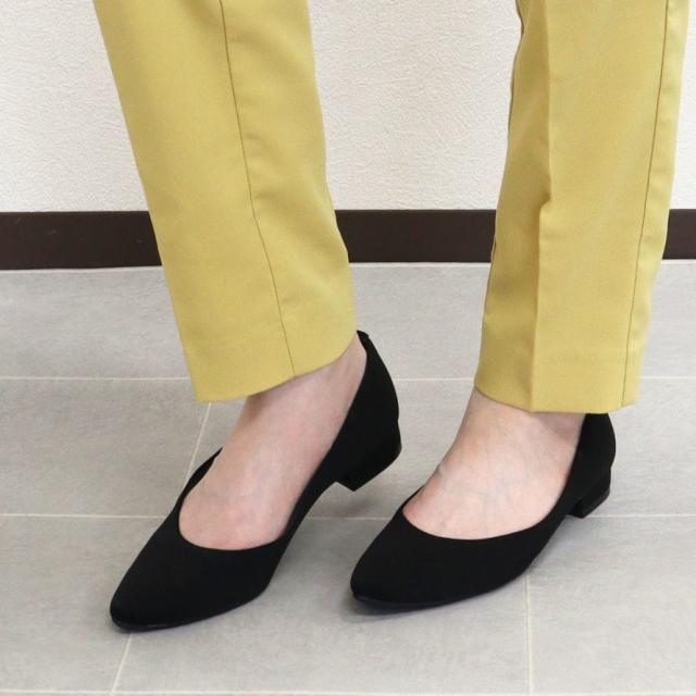 エイチエス（HS）/日本製 COOL SAPPHIRE サテン フラットパンプス