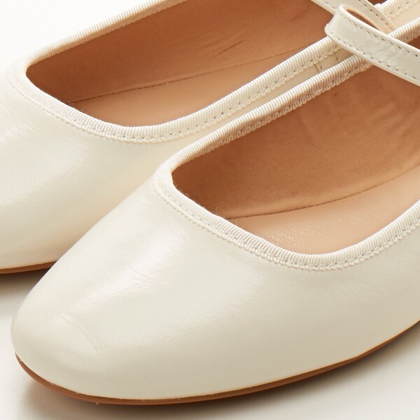 スティーブマデン（STEVE MADDEN）/プレーンフラットパンプス