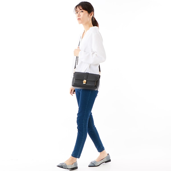 スティーブマデン（STEVE MADDEN）/ポインテッドトゥベルトデザインパンプス