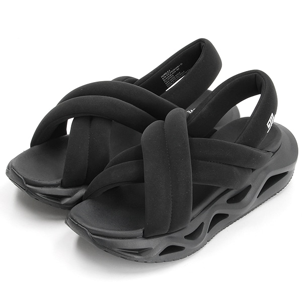 スティーブマデン（STEVE MADDEN）/クロスパフィーボリュームサンダル