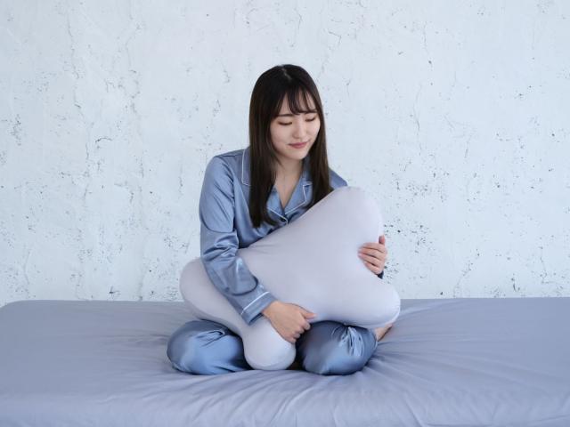 空間fitの夢まくら（KUKANFITTONOYUMEMAKURA）/睡速1．0  /  枕カバー付