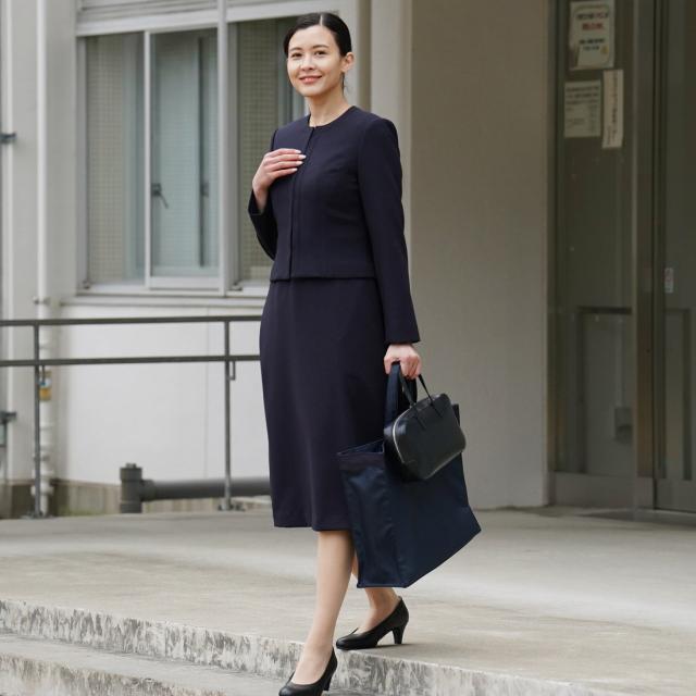 ヴィリーナ（VIRINA）/【ドラマ フェイクマミー着用】フォーマル・お受験/ウエストマークフレアワンピース（濃紺・日本製）_10
