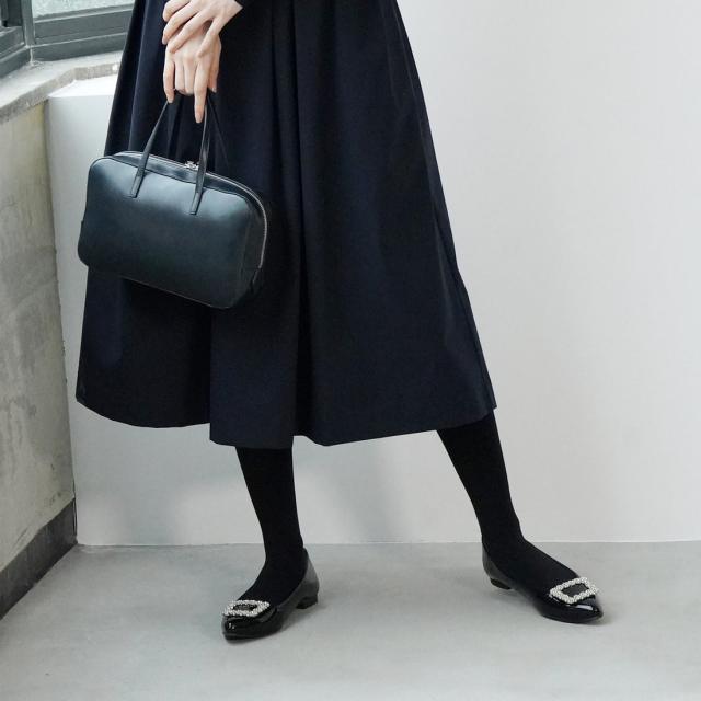 VIRINA ヴィリーナ 晴雨兼用ジェスビジューパンプス エナメル 黒 VIRINA ヴィリーナ 晴雨兼用ジェスビジューパンプス エナメル 黒