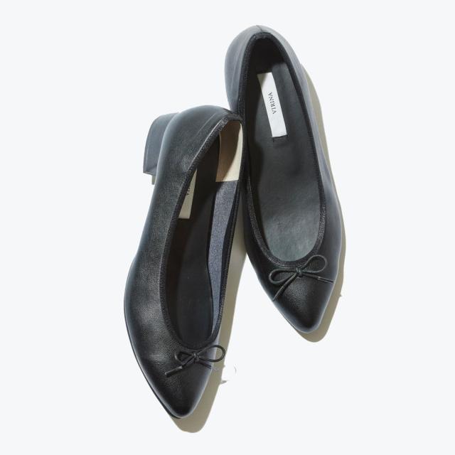 ヴィリーナ（VIRINA）/ヒール3．5cm/晴雨兼用ポインテッドバレエシューズ