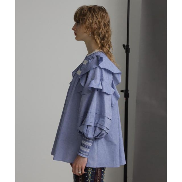 ローズバッド（ROSE BUD）/シャンブレーフリルシャツ ローズバッド（ROSE BUD）/シャンブレーフリルシャツの通販はau PAY