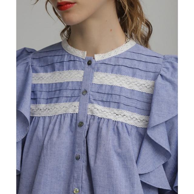 ローズバッド（ROSE BUD）/シャンブレーフリルシャツの通販はau PAY