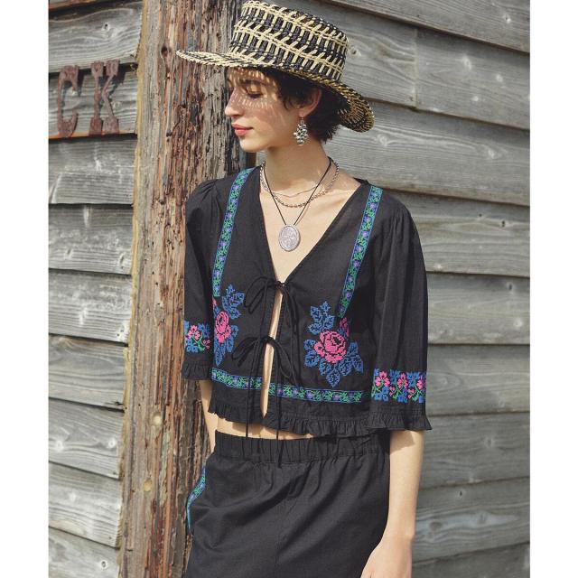 ローズバッド（ROSE BUD）/EMBROIDERY RIBBON BLOUSE