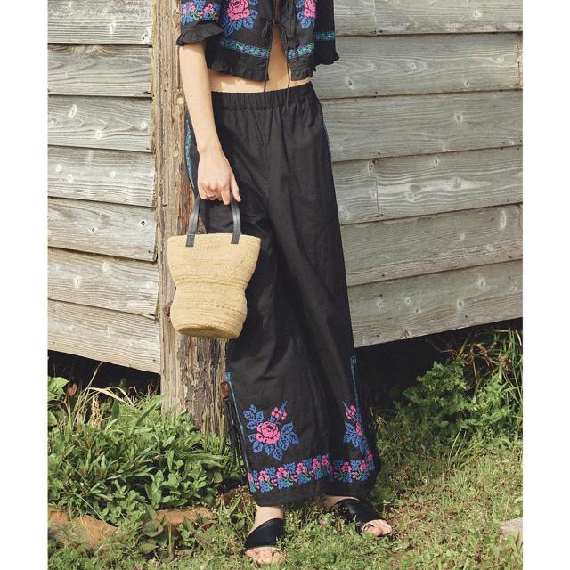 ローズバッド（ROSE BUD）/EMBROIDERY RIBBON PANTS