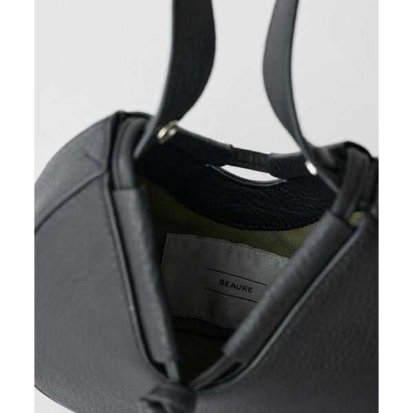 ルスーク（Le Souk）/レザーショルダーバッグ《 BEAURE/ヴュレ(ビュレ) 》