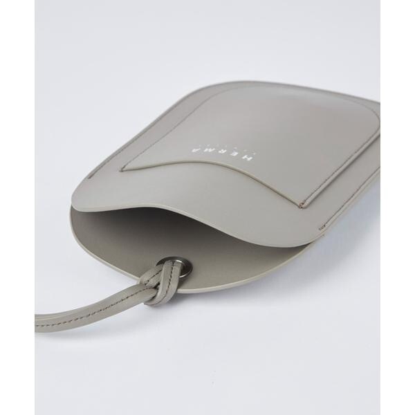 フェイバリット スキナモノ（FAVORITE SUKINAMONO）/POCHE クロスボディフォンケース《HERMA》