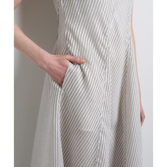 ランバン オン ブルー（LANVIN en Bleu）/エスカルゴフレアワンピース_16