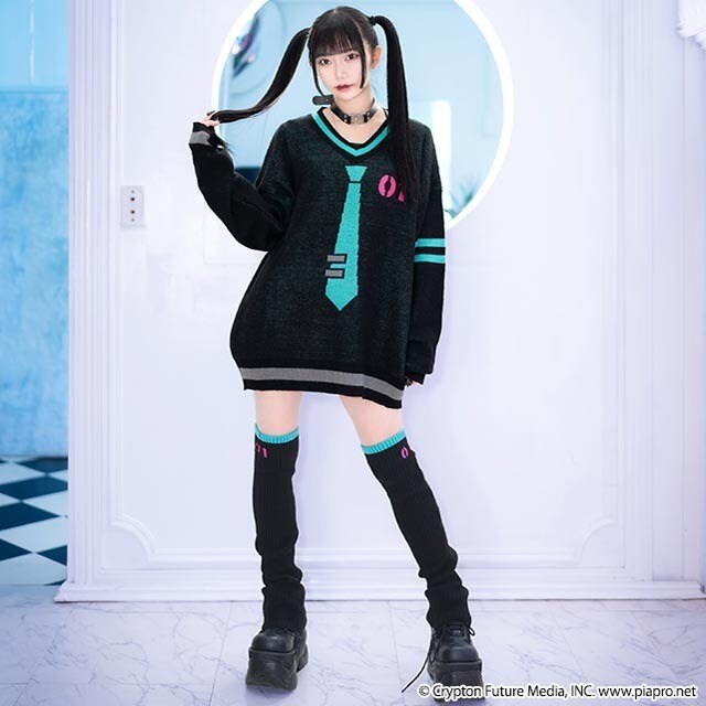 LISTEN FLAVOR（LISTEN FLAVOR）/初音ミク Vネックニット【BLACK】 / 初音ミク×リッスンフレーバー_8
