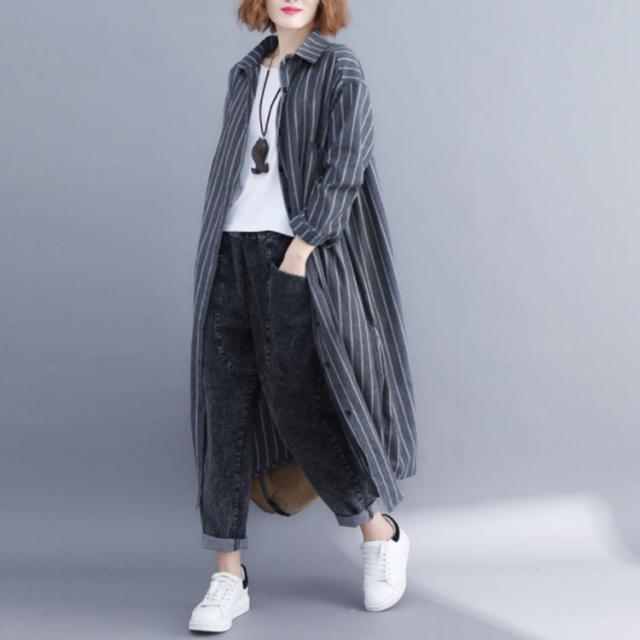 こなれ感抜群のオーバーサイズ！ストライプ柄 ロングシャツ