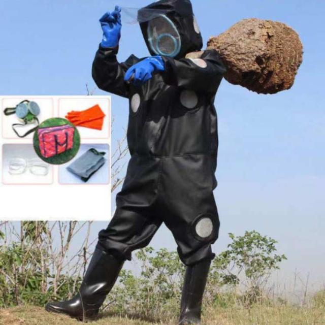 サイズ選択 フェイスネット付き 保護装備 通気性 防護服 突き出るマスク 虫よけ ハチ防護服 蜂の巣 駆除 蜂巣 害虫駆除 スズメ蜂 作業服 つなぎ服 万全防護服 送料無料 収納袋 メガネ付き 男女兼用 手袋 スズメバチ駆除用蜂防護服の通販は サイズ選択 フェイスネット付き 保護装備 通気性 防護服 突き出るマスク 虫よけ ハチ防護服 蜂の巣 駆除 蜂巣 害虫駆除 スズメ蜂 作業服 つなぎ服 万全防護服 送料無料 収納袋 メガネ付き 男女兼用 手袋 スズメバチ駆除用蜂防護服の通販は