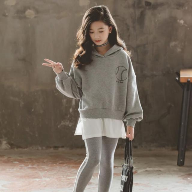 パーカー　子供　古着 フード付きパーカー 子供服 フェイクレイヤード 重ね着風 キッズ