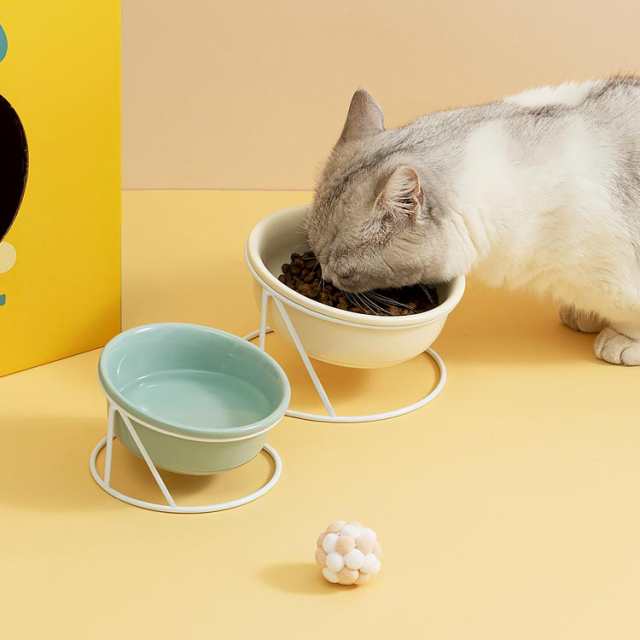 グリーン　猫 えさ 皿 猫食器 ペットボウル ペット碗 自動給水 猫皿 給水器