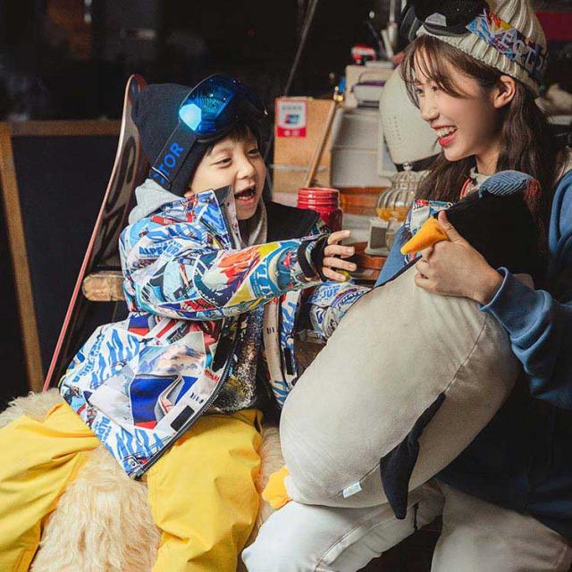スキーウェア キッズ アウター ジャケット ベビー 冬 スノーウェア 女の子 男の子 子供 ジュニア 中綿 あったか 防寒 撥水 子供服 ジャケット アウター アウトドア 登山 スノーボードウェア 冬 雪遊び 小学生 幼稚園 おしゃれ 防寒 送料無料 120 130 140 150 160_3