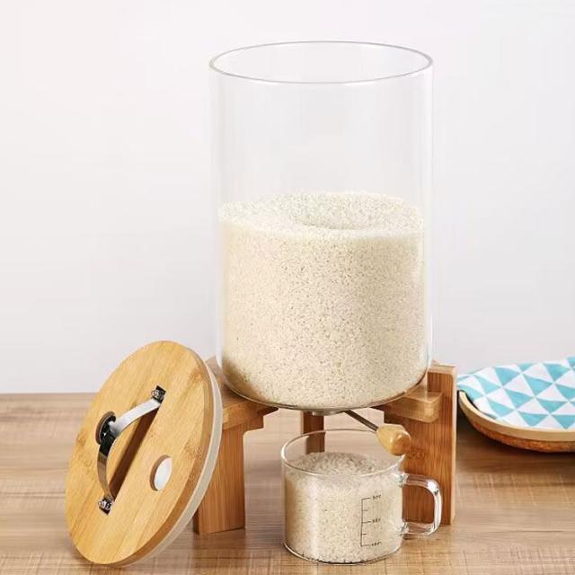 米びつ ライスディスペンサー 米入れ 保存容器 密閉 防湿 5L Amazon｜米びつ ライスディスペンサー 米入れ 計量カップ付貯蔵