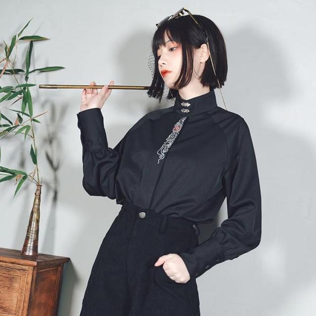ゆったり 前立て トップス 刺〓 菊柄 シャツ 秋 スタンドカラー 袖ボタン 長袖 花柄 レディース 配色 ボリューム袖 刺繍 ゴールドボタン 春 楽天市場】ブラウス レディース 前立て 刺繍 菊柄 シャツ 長袖