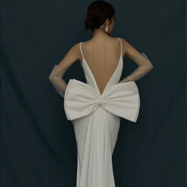 ウェディングドレス マーメイドライン トレーン付きドレス 背中リボン
